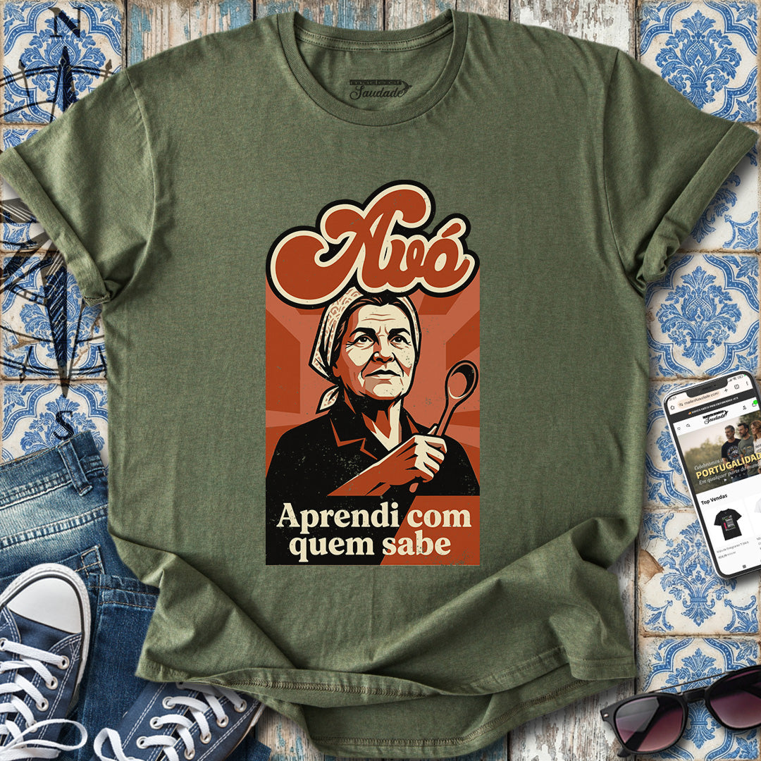 Avó Sabe T-Shirt