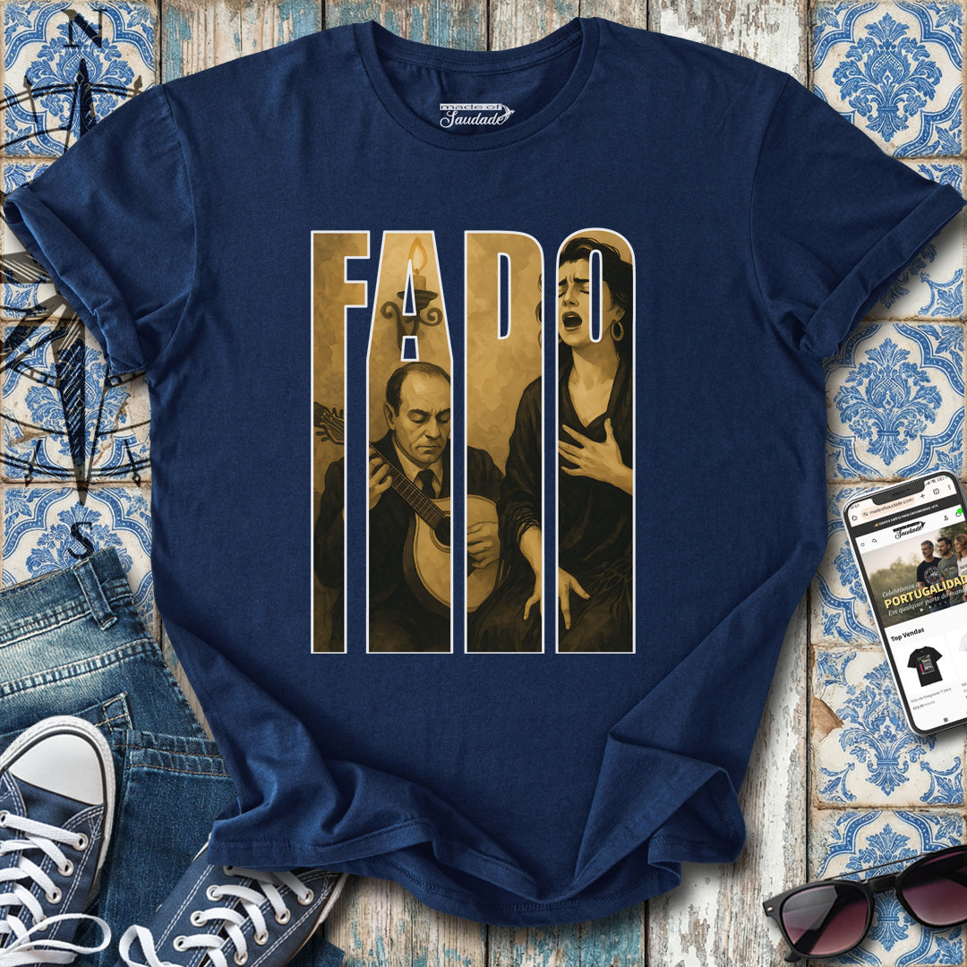 Fado-Sänger, Gitarre, T-Shirt