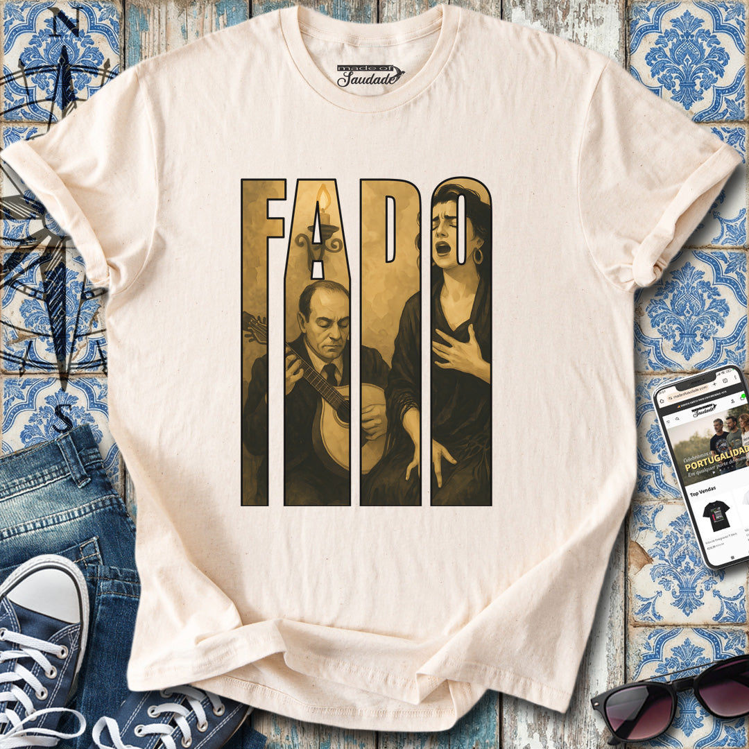 Fado-Sänger, Gitarre, T-Shirt